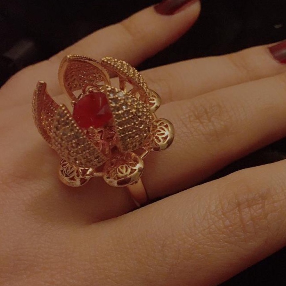 Ring - Picture 3 of 3
